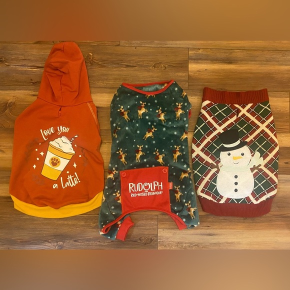 Dog Sweaters Christmas Fall Rudolph Coffee Plaid lot of 3 size large - Picture 1 of 7
